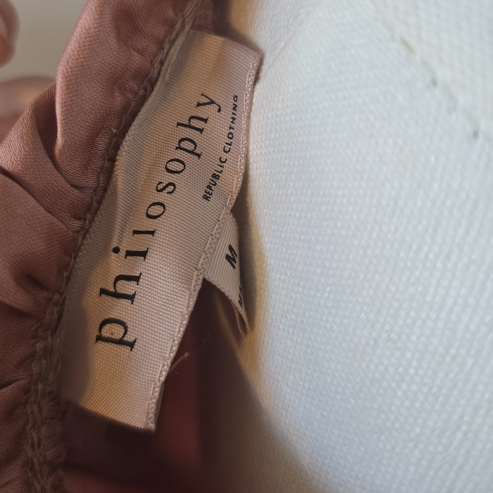 Philosophy Republic Collection | Medium | Rose Textured Key Hole Blouse - Picture 4 of 6